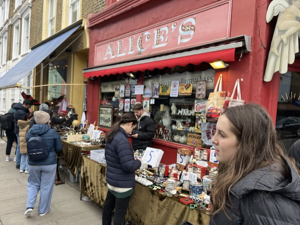 Strolling through Portobello Road Market